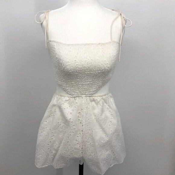 Superdown NWT White Ruth cutout romper eyelet cotton shorts shirred  crop top SP - Picture 15 of 16
